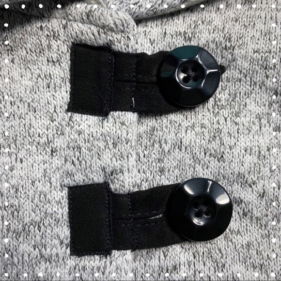 NWOT Max Studio Baby Heathered Gray Cape - Picture 5 of 7